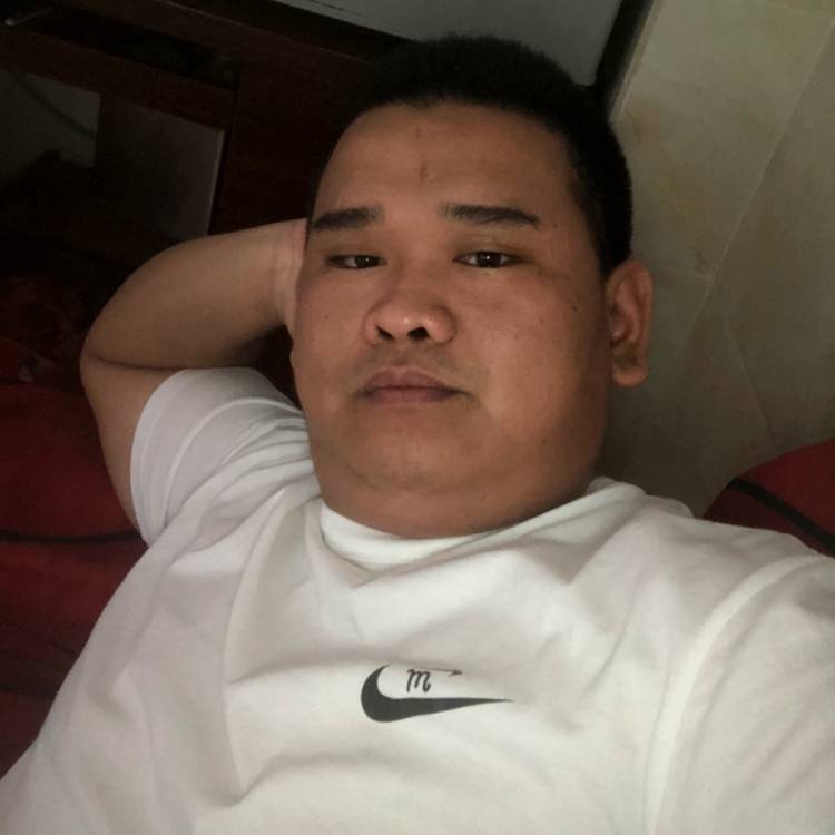 爱笑吃醋磬音的照片