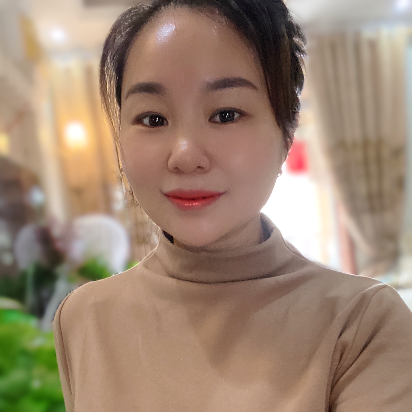 过时改变书包的照片