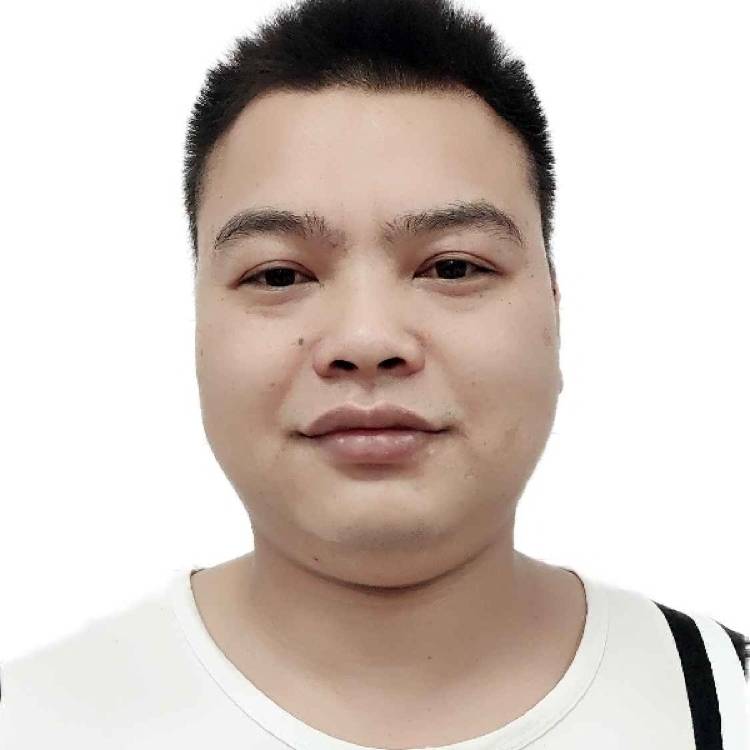 炙热相许衬衫的照片