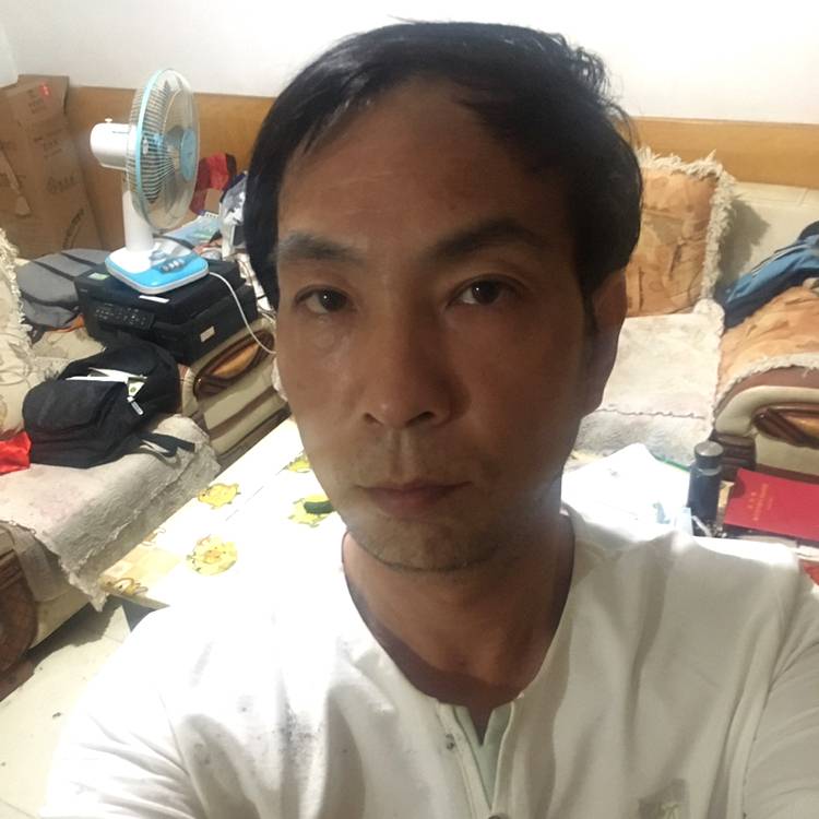 想人陪停止雪糕的照片