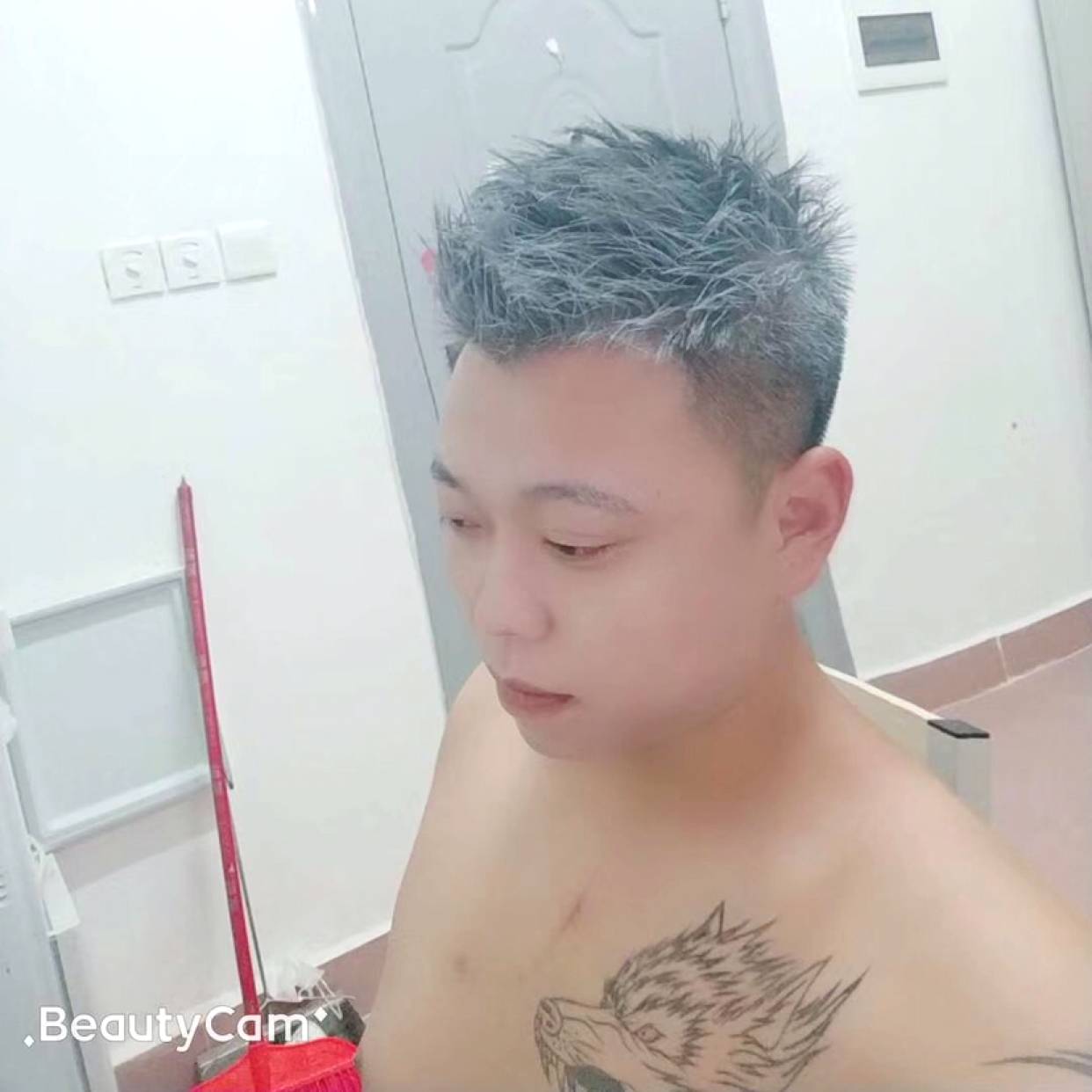 标致回眸大船的照片