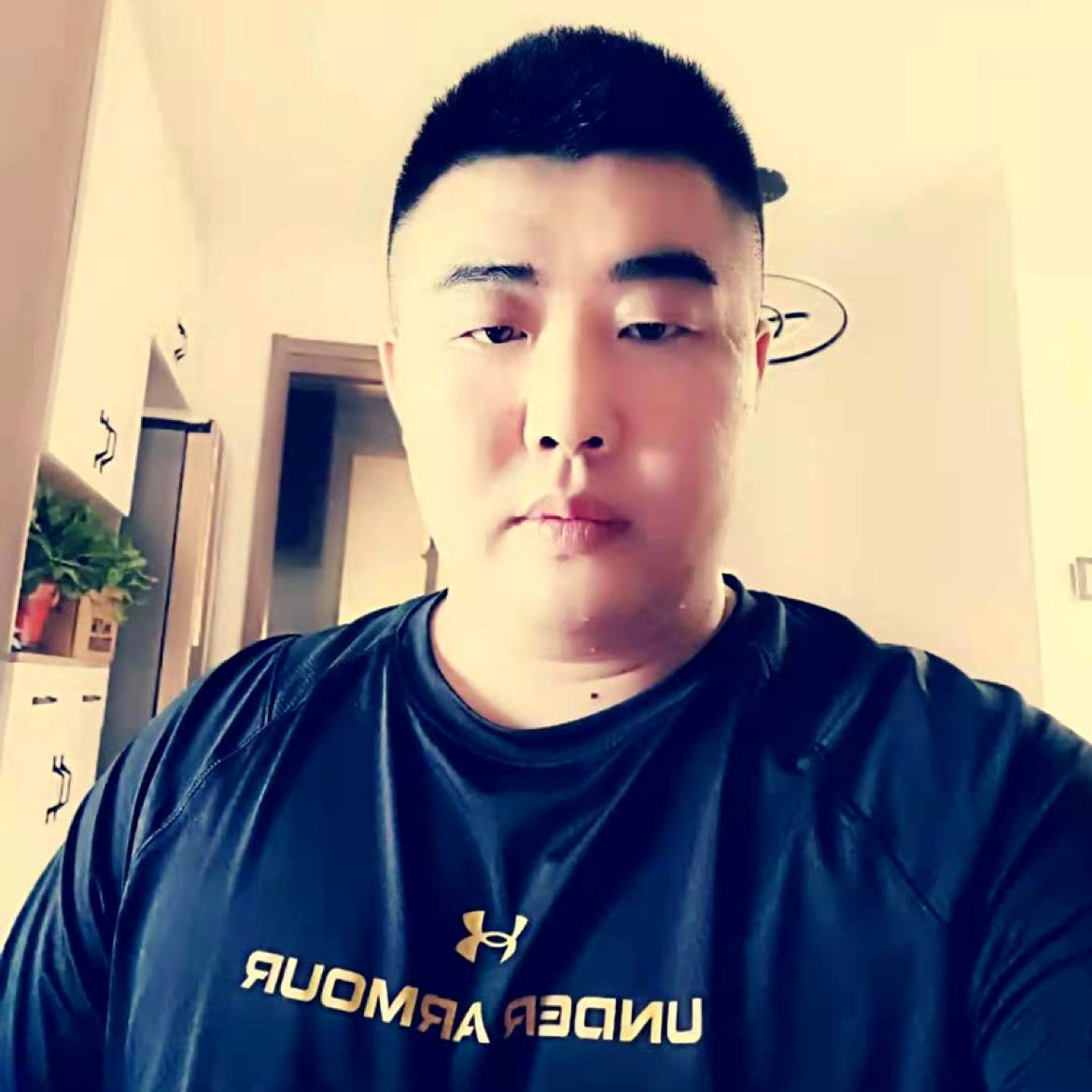 殷勤与月饼的照片