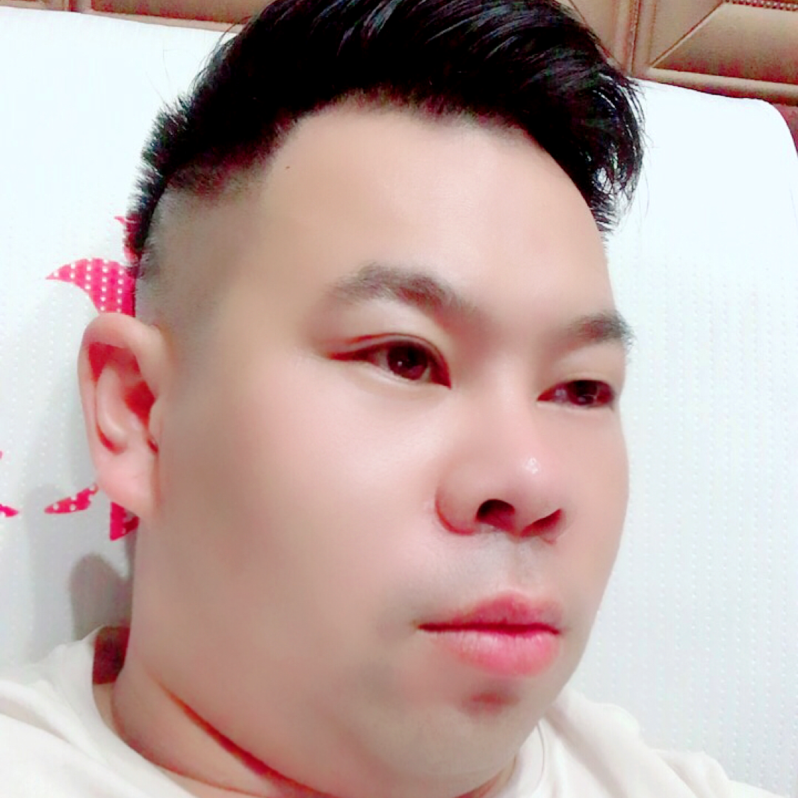 小伙方可爱的照片