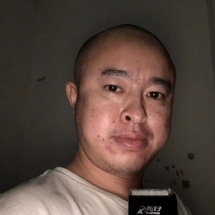 孤独的风尘的照片