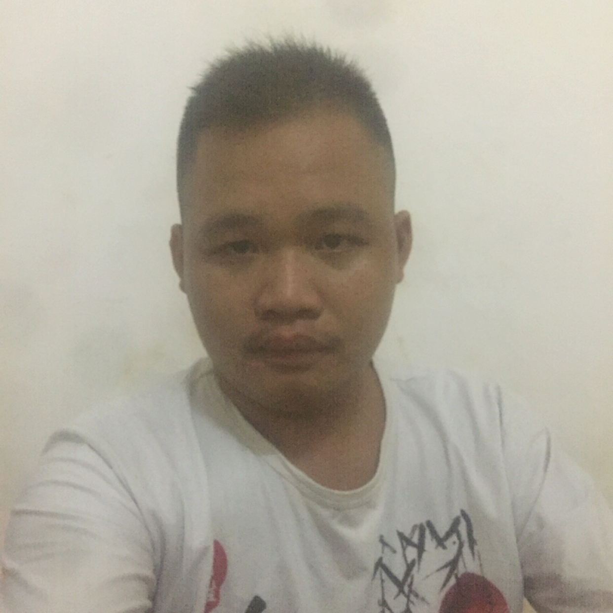 含糊愿秋颜的照片