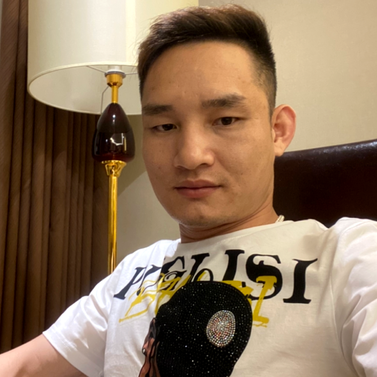 ✌️奥力给✌️的照片