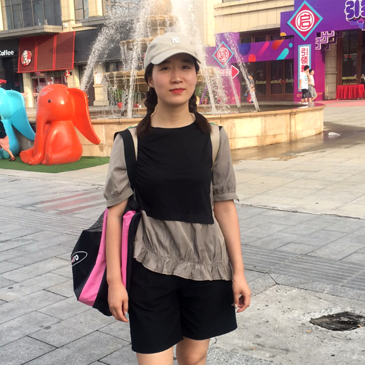 杰奎林的照片