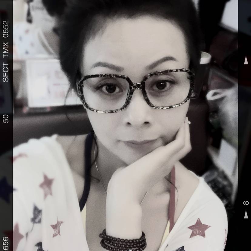 少女方浅唱的照片