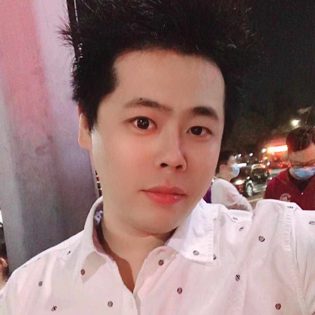 歌曲潇洒的走的照片