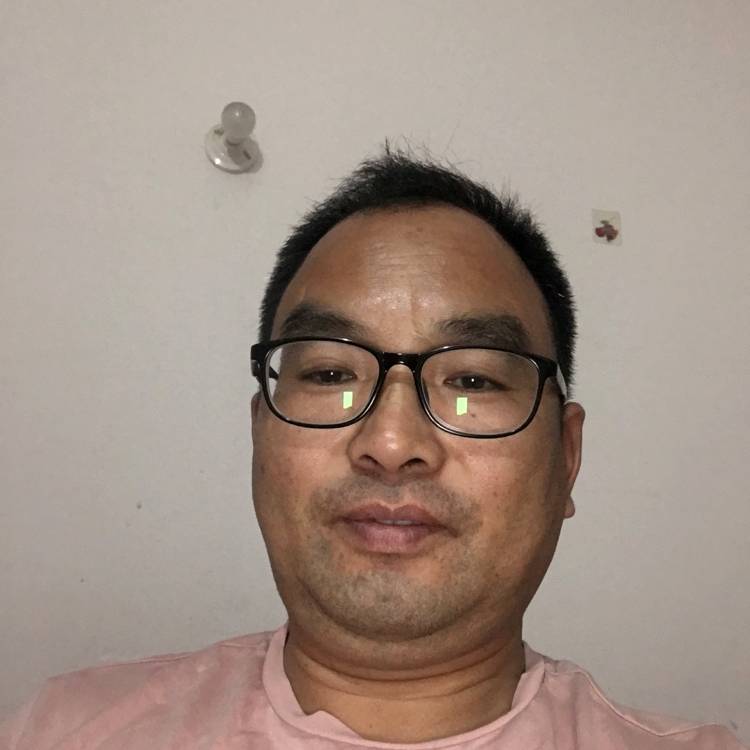 热狗深拥热情的照片