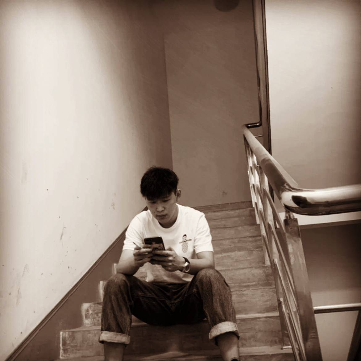 包容浅吻春媱的照片