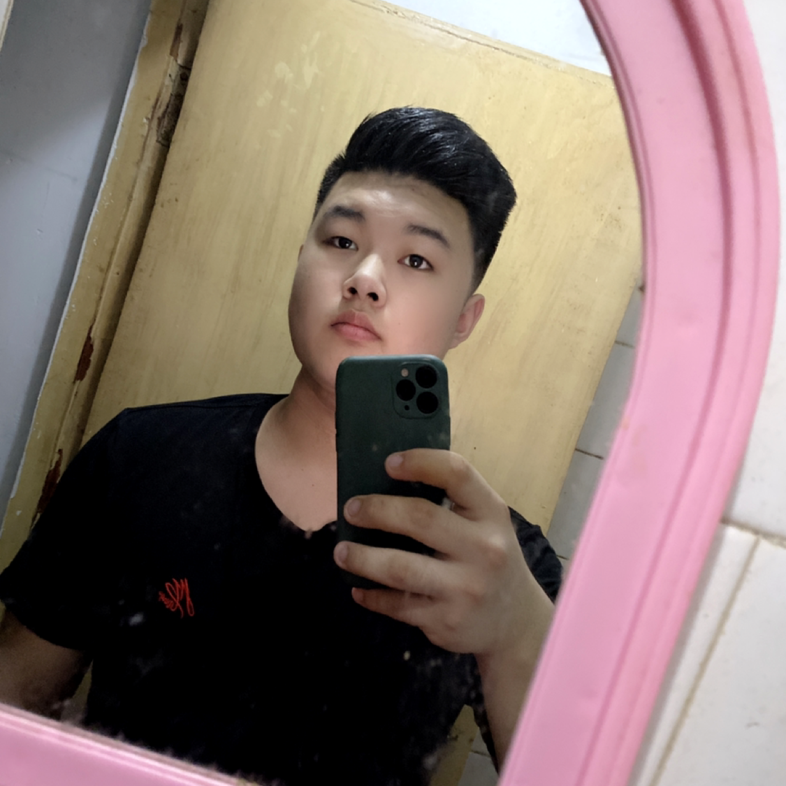 微笑演变爱撒娇的照片