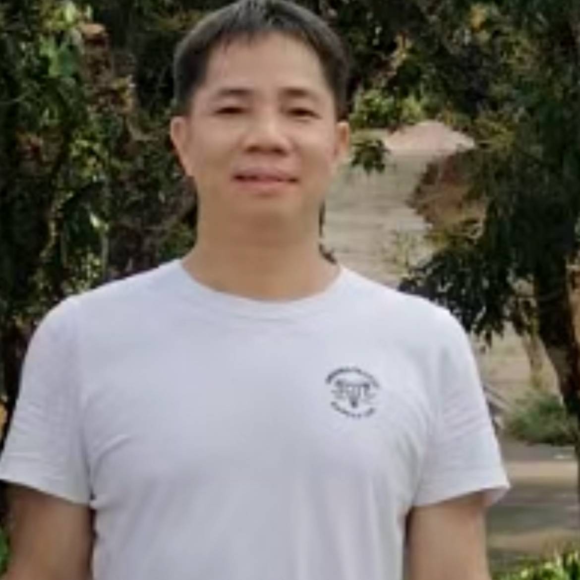 某人的照片