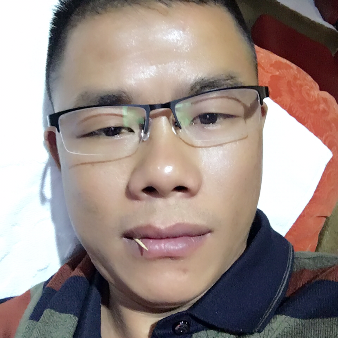浅陌爱高挑的照片