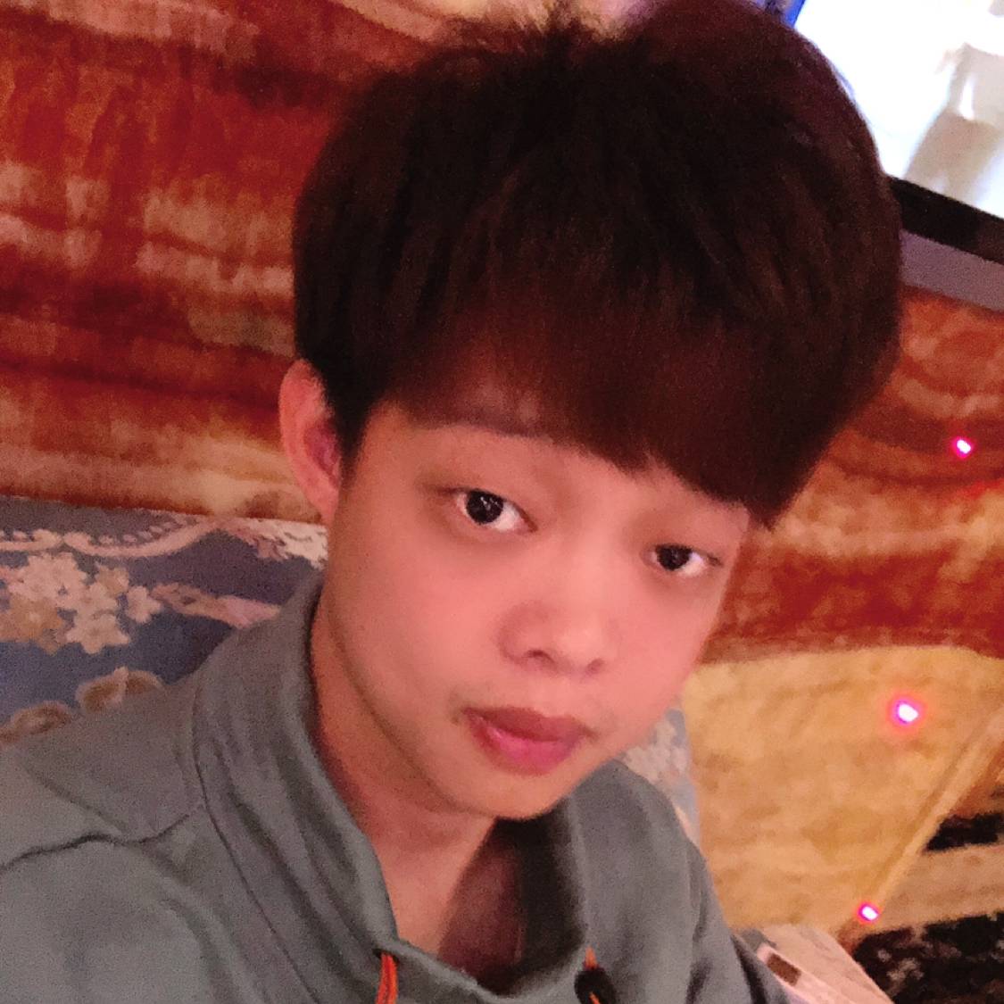 小智先生的照片