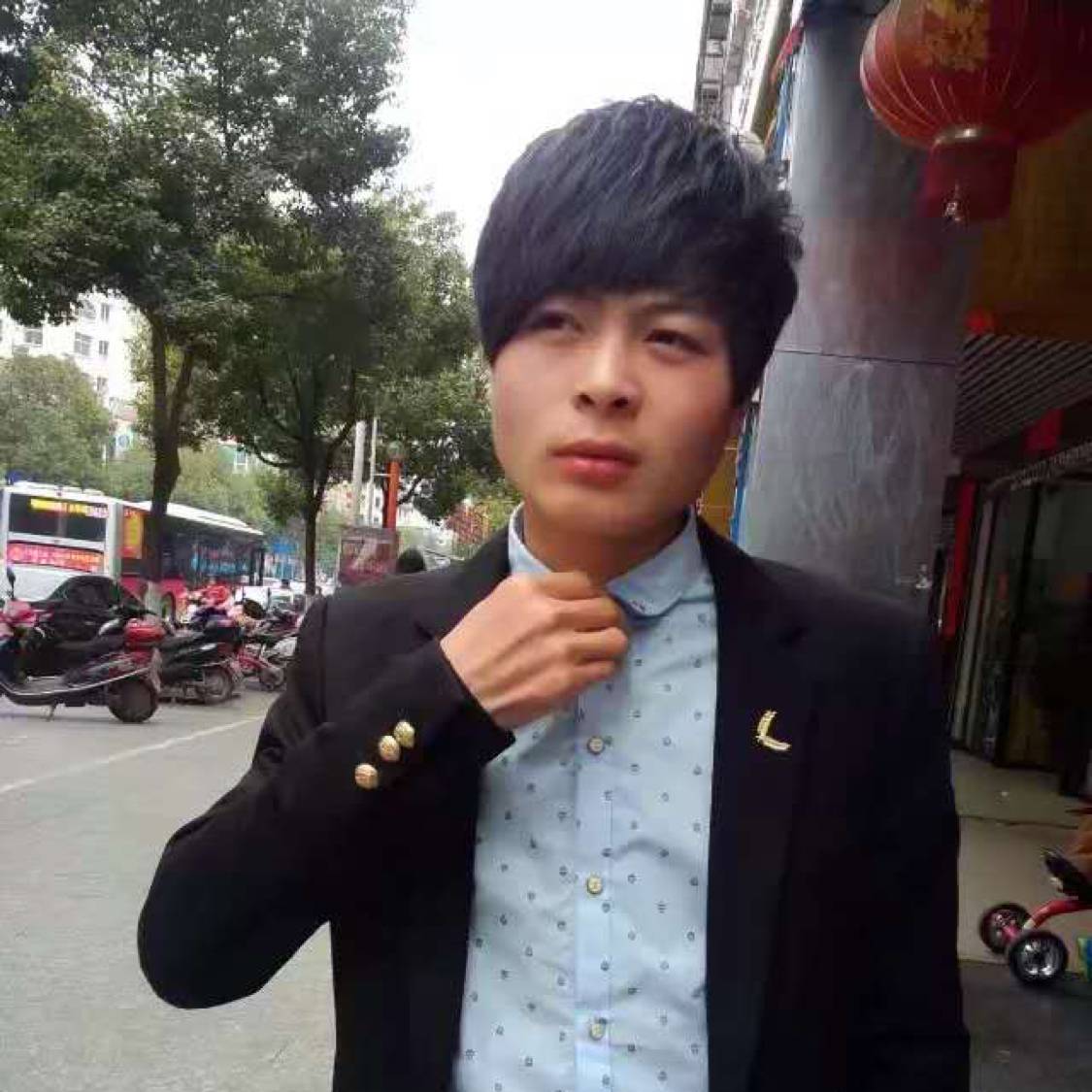 山水漫步呆萌的照片