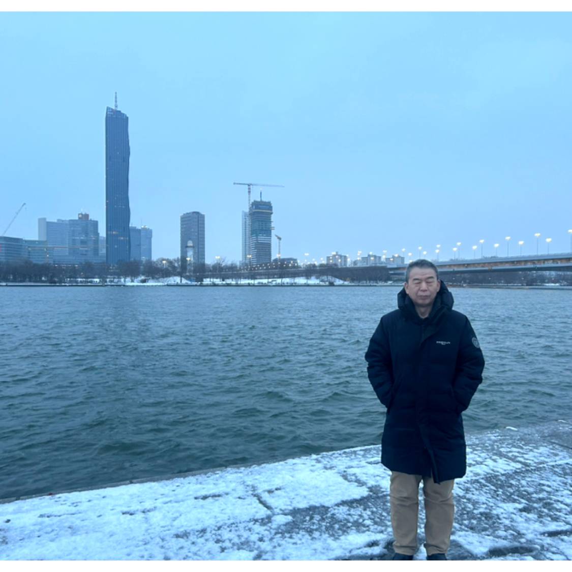 深情的湖水的照片