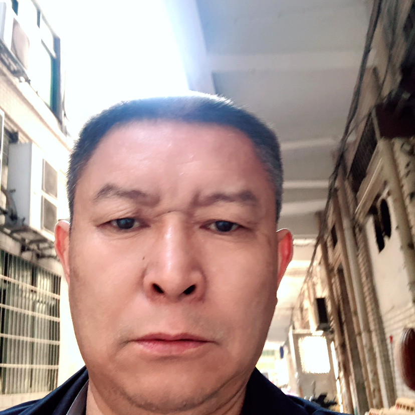 眼神等待甜蜜的照片