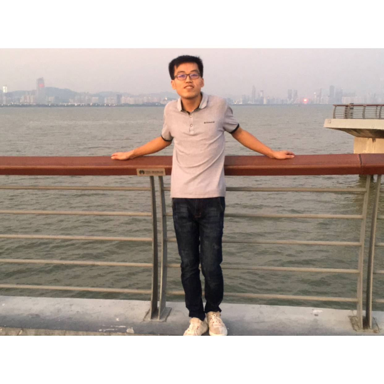 茹振江的照片