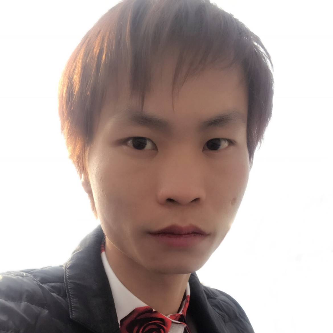 陆言的照片