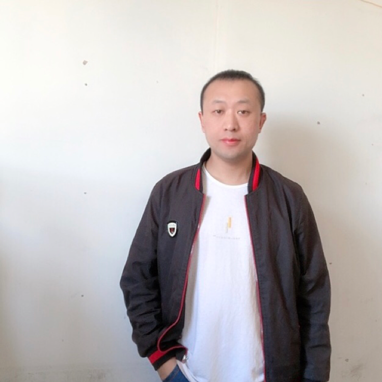 散步龙的照片