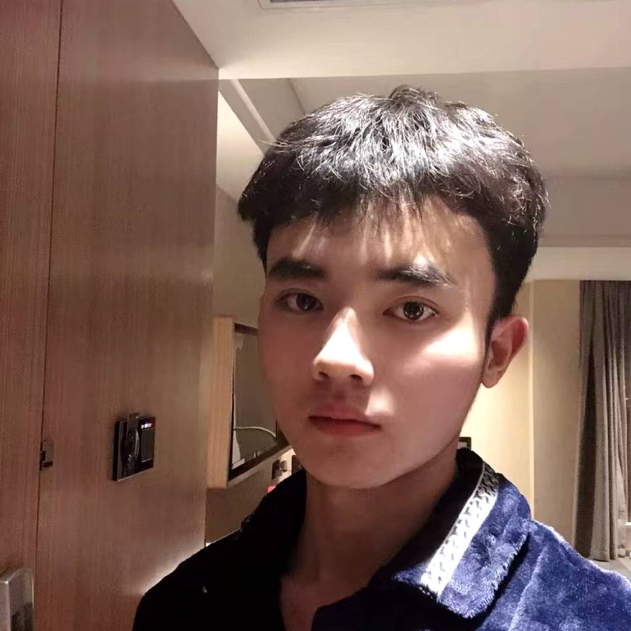月满拦江的照片