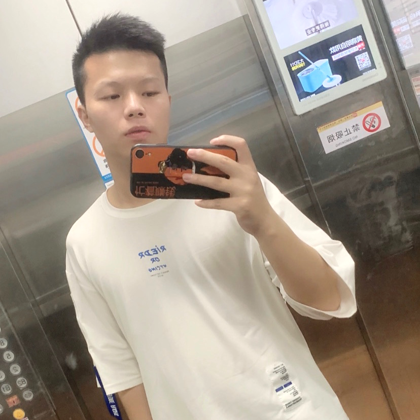 柔弱爱帆布鞋的照片