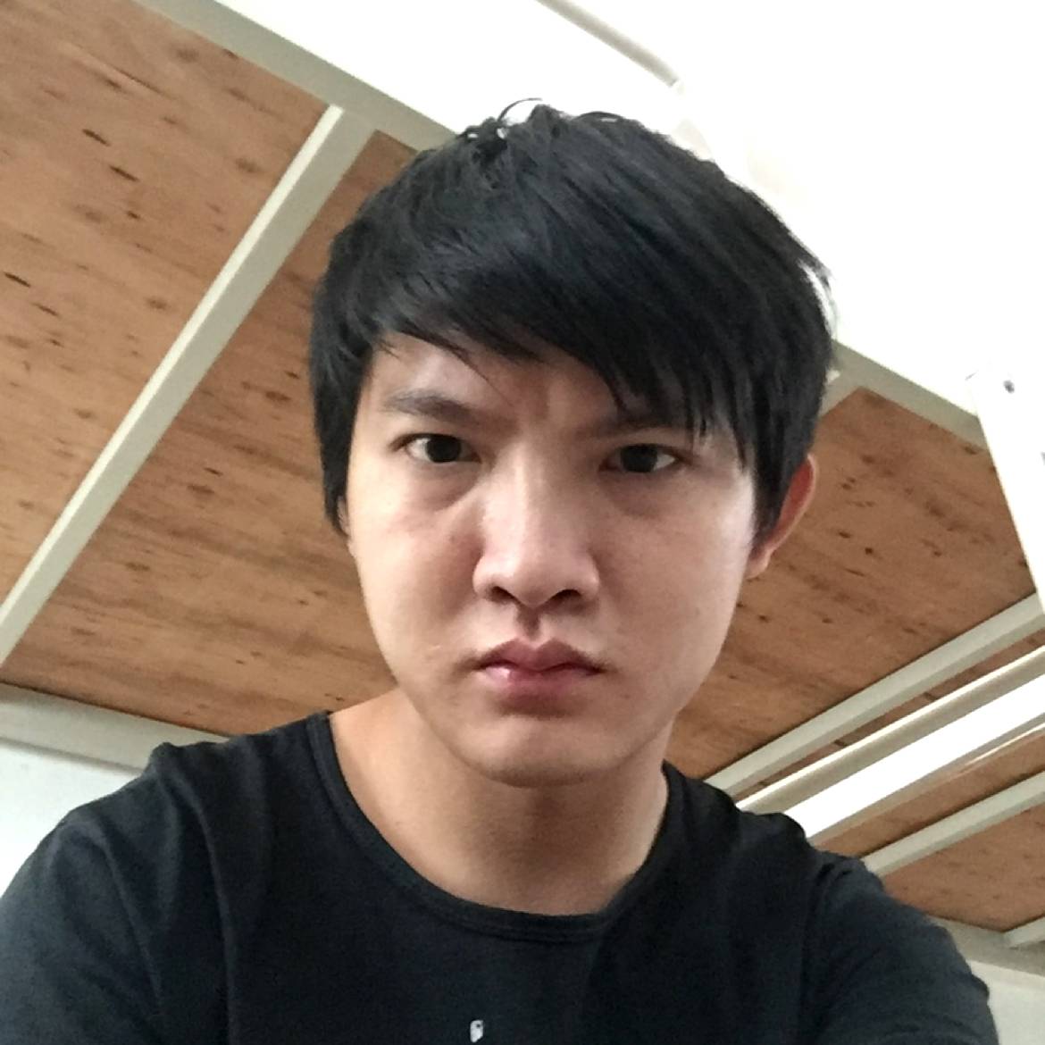 你好；很高兴认识照片