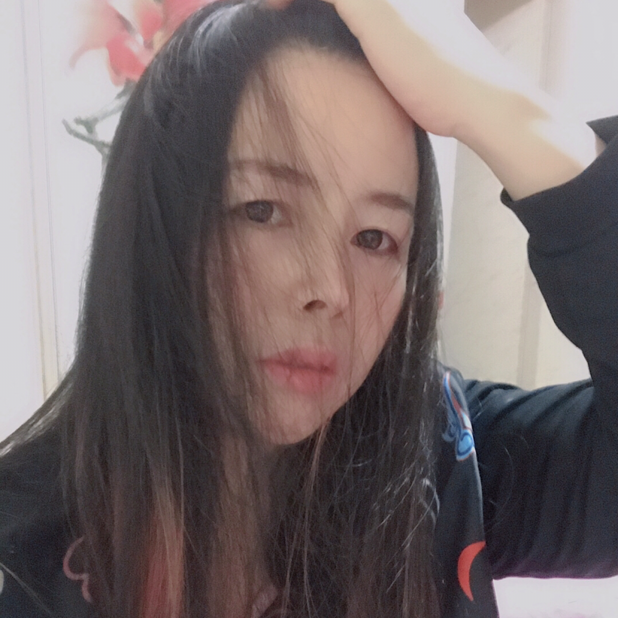 靓丽踢台灯的照片