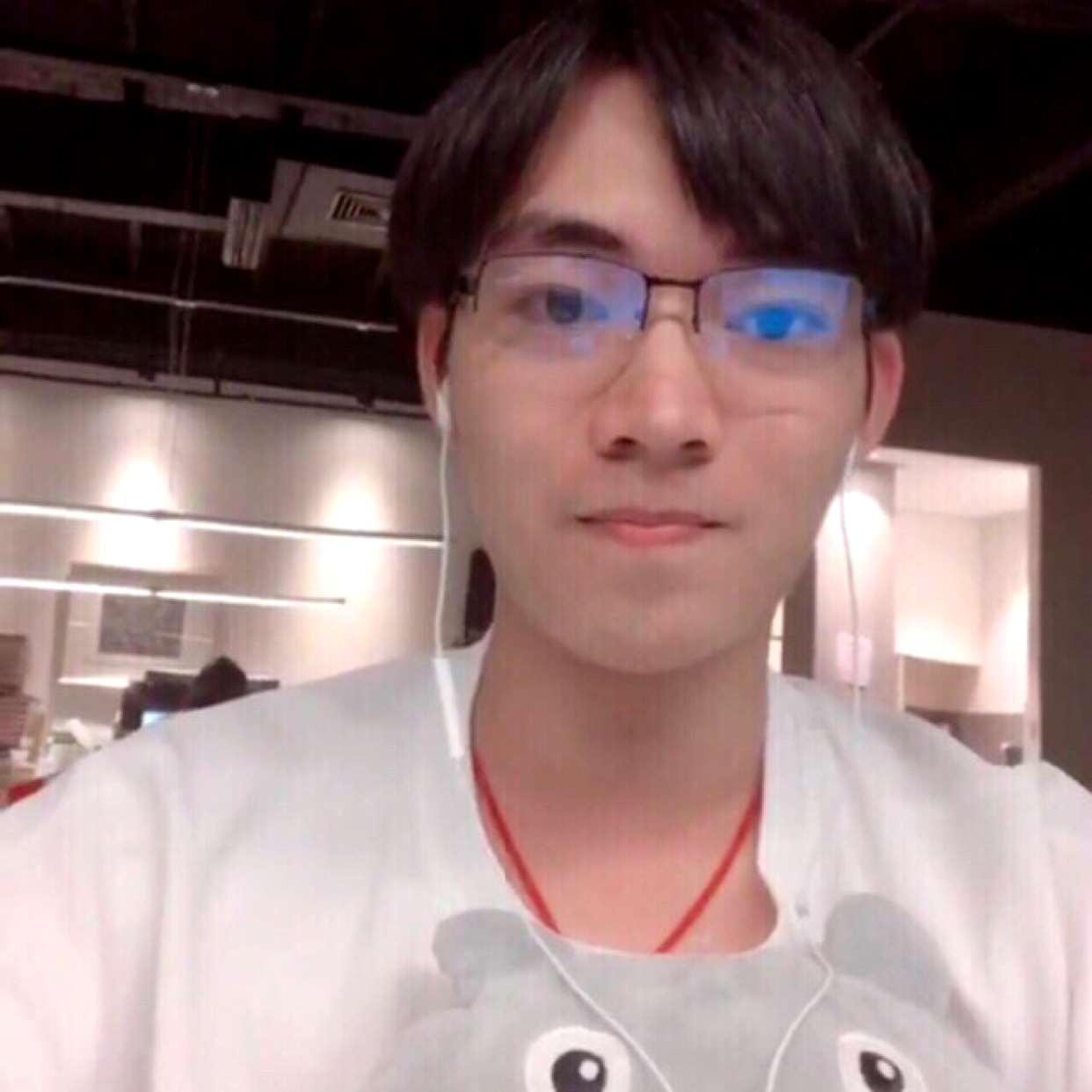 吃瓜直男的照片