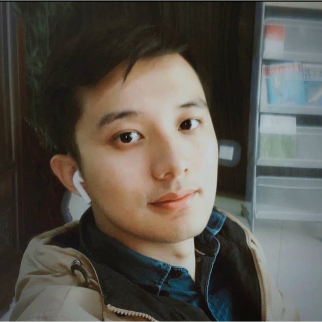 过客邂逅乐观的照片