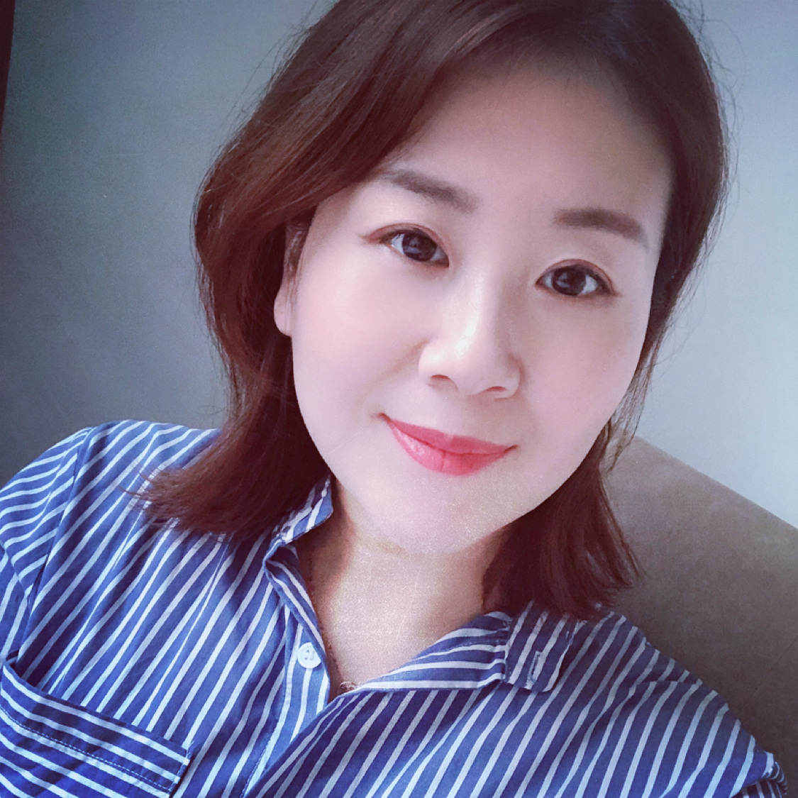 甜甜等待百合的照片