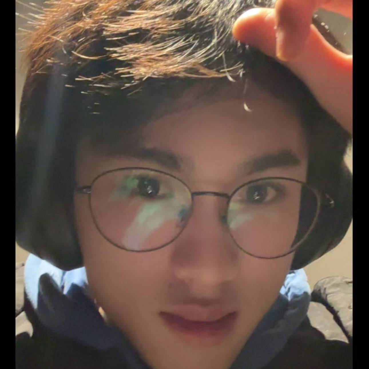 钟情他