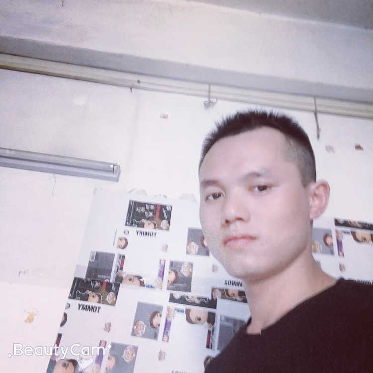 哑铃保卫自由的照片