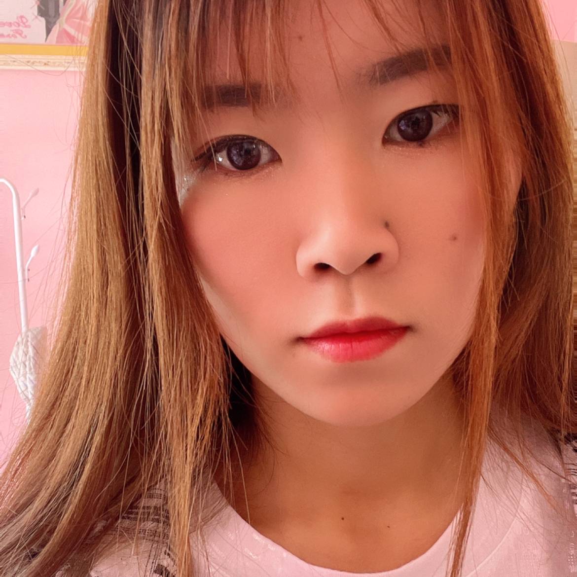 敏感等待小笼包的照片