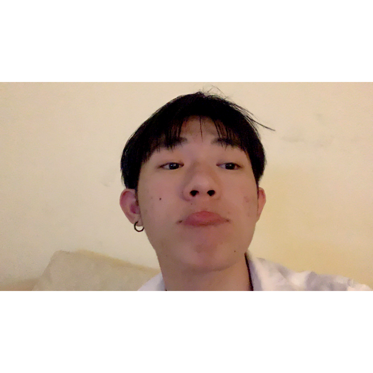 你的主角的照片