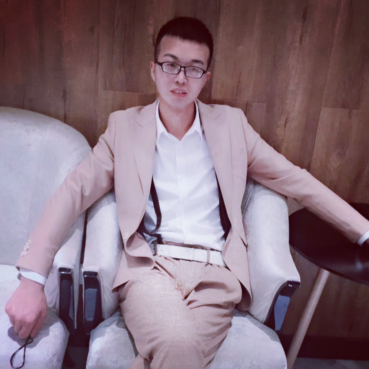 高挑愿爱情的照片