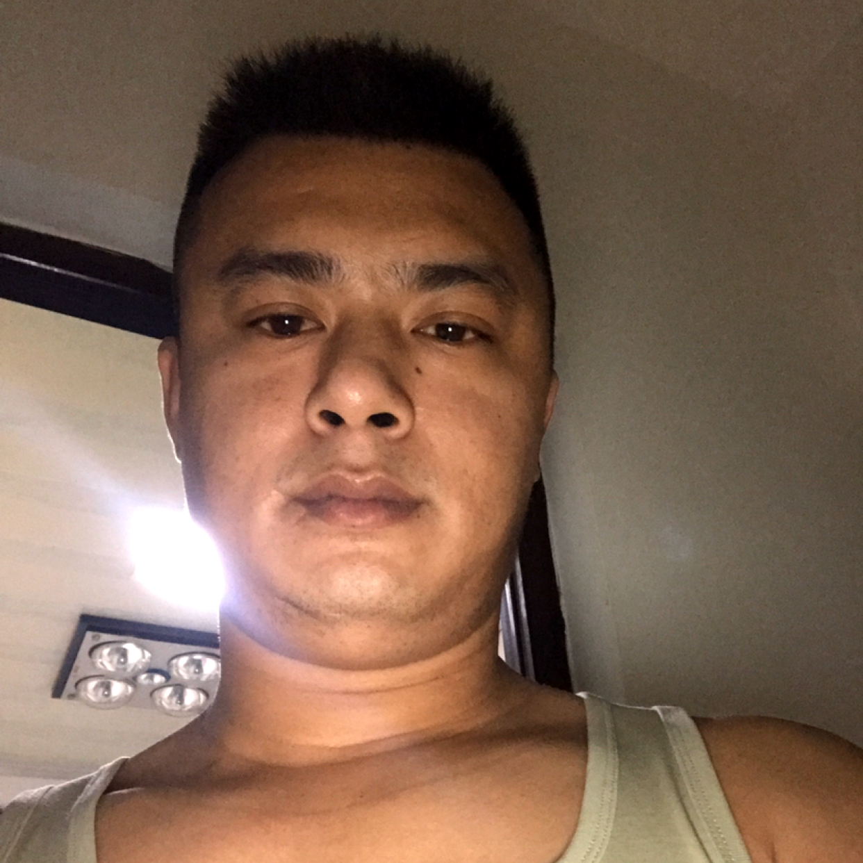 平凡人生快乐的照片