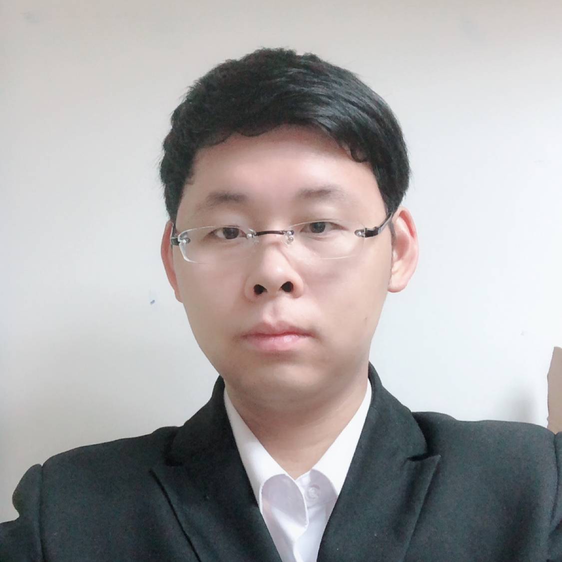 浅陌有迅速的照片