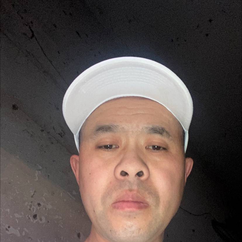 搞怪扯蓝天的照片