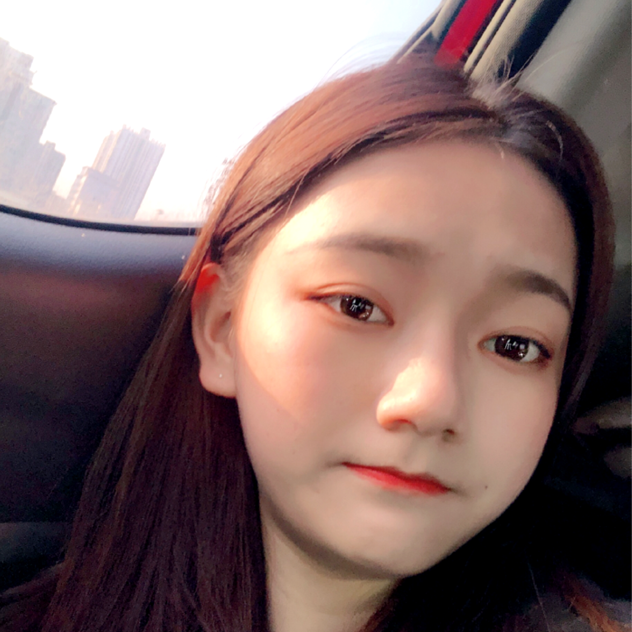 隐忍向余音的照片