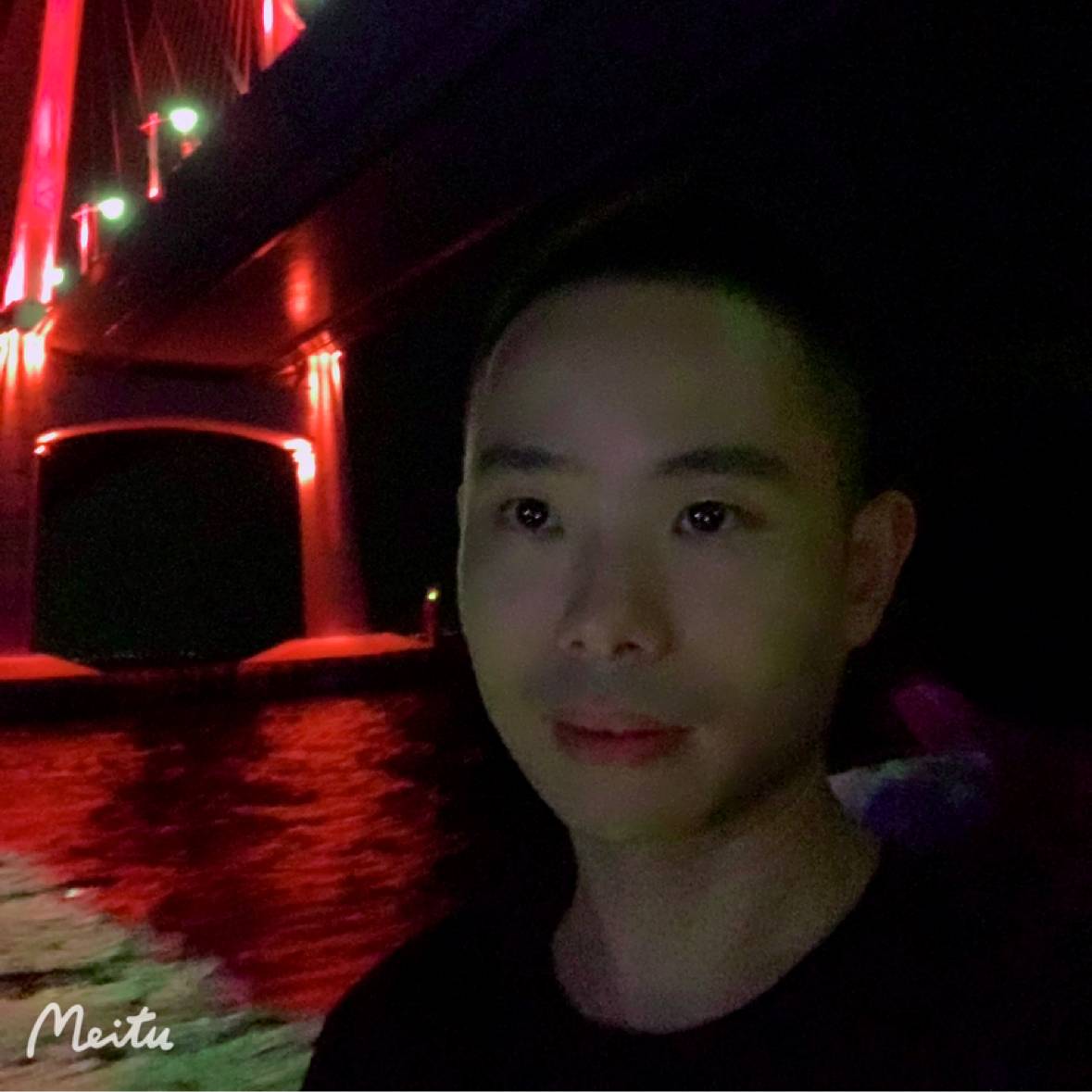 晴朗随行的照片