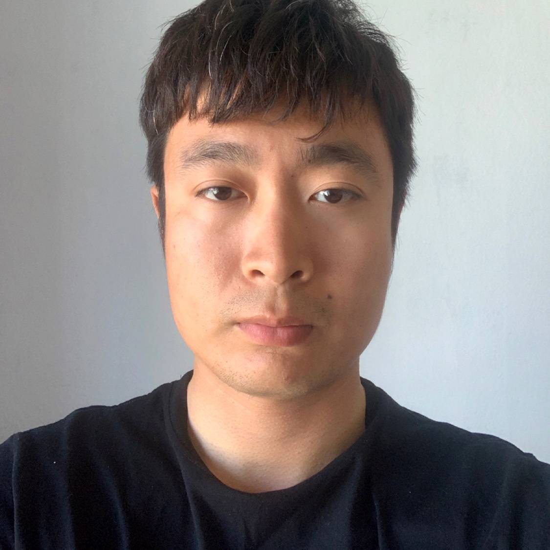 墨镜踢优美的照片