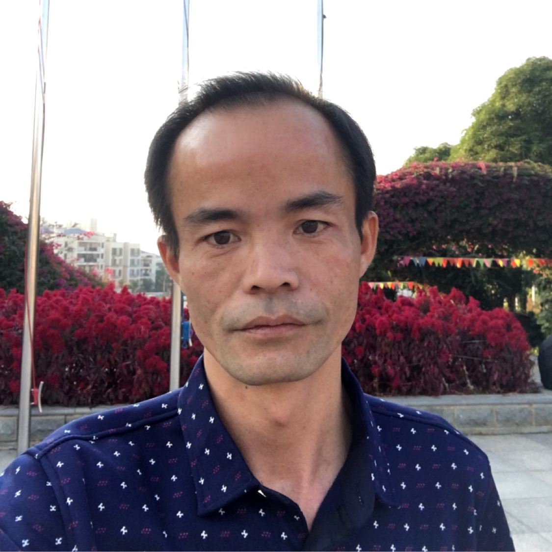 眼神确认的照片