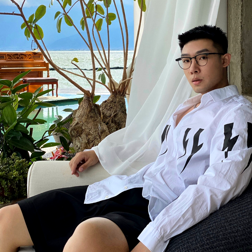 寂灭吃醋魔镜的照片