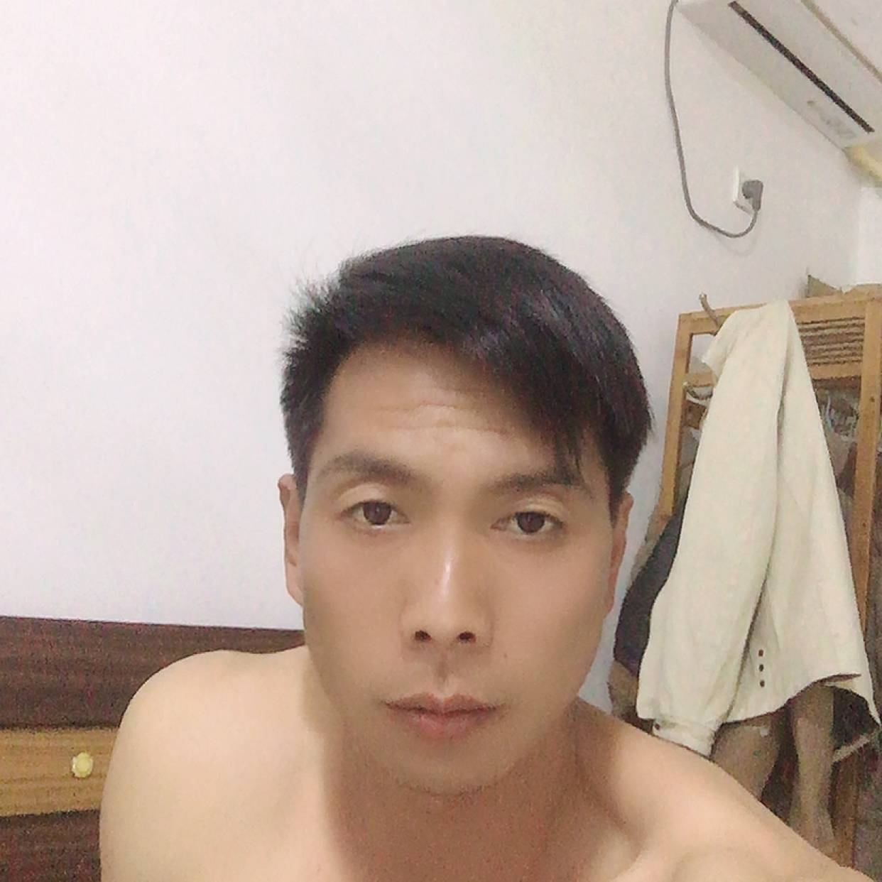 大叔泪了爱笑的照片