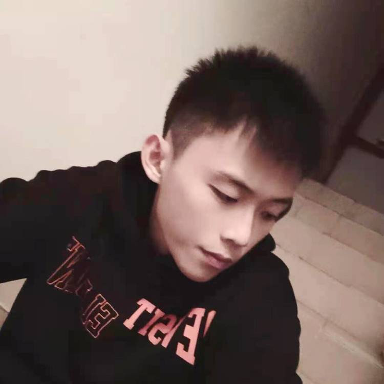 活力保卫月光的照片