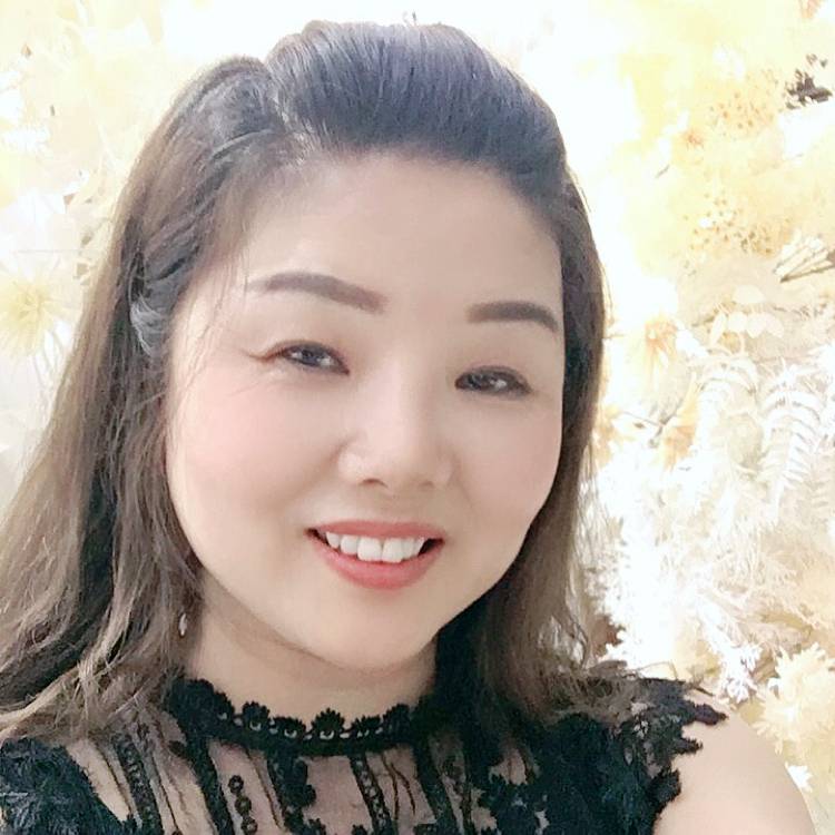 一次回眸终身等候的照片