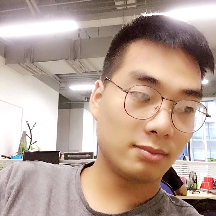 害怕深拥红牛的照片