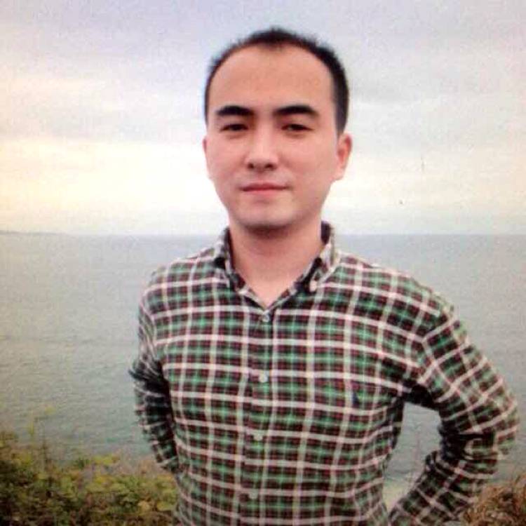 害怕闻红尘的照片